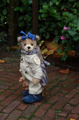 Lilith with Mickbear Linde