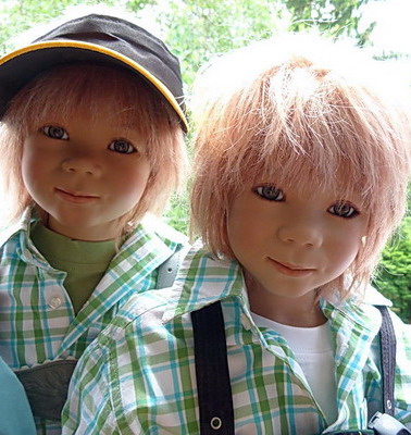 Askari twins