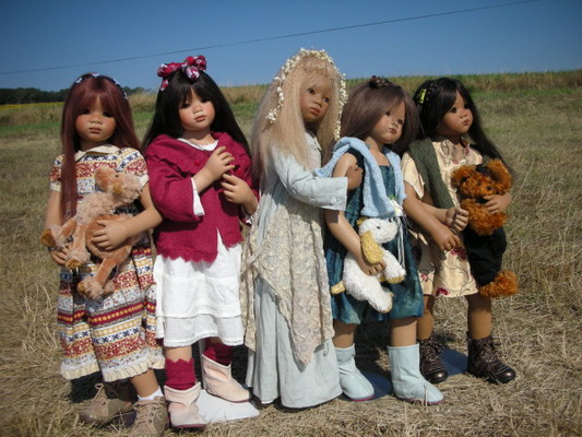 Inari, Anna Lu, Midori, Milina, Sinami
