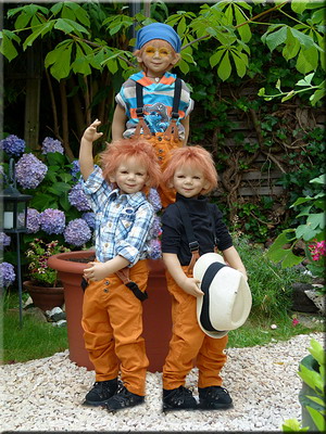 3 x Freddie