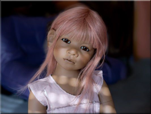 Matoka, red wig